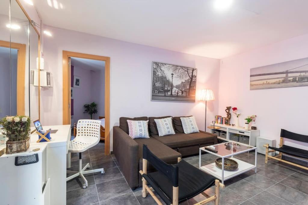 Subway Station Apartment Near Camp Nou L'Hospitalet de Llobregat Extérieur photo