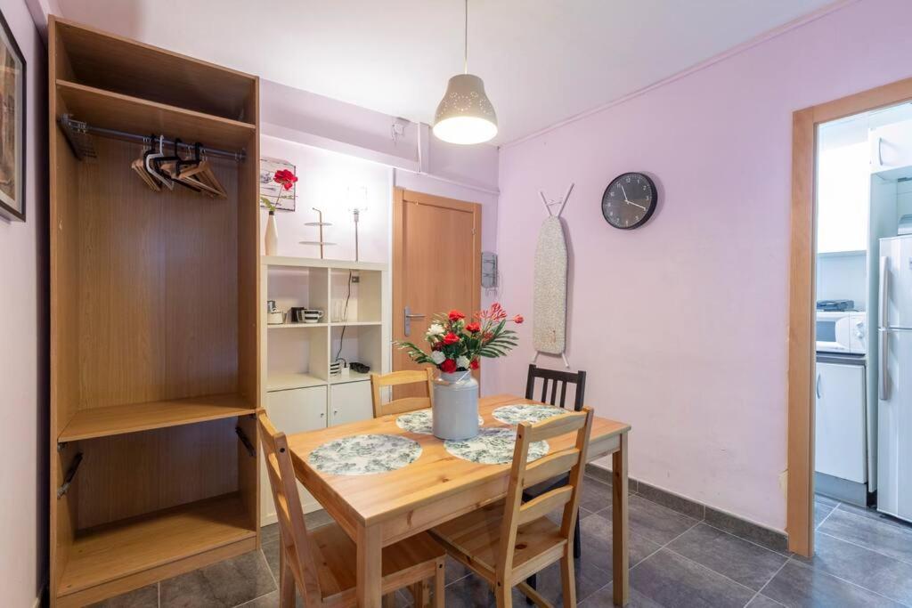 Subway Station Apartment Near Camp Nou L'Hospitalet de Llobregat Extérieur photo